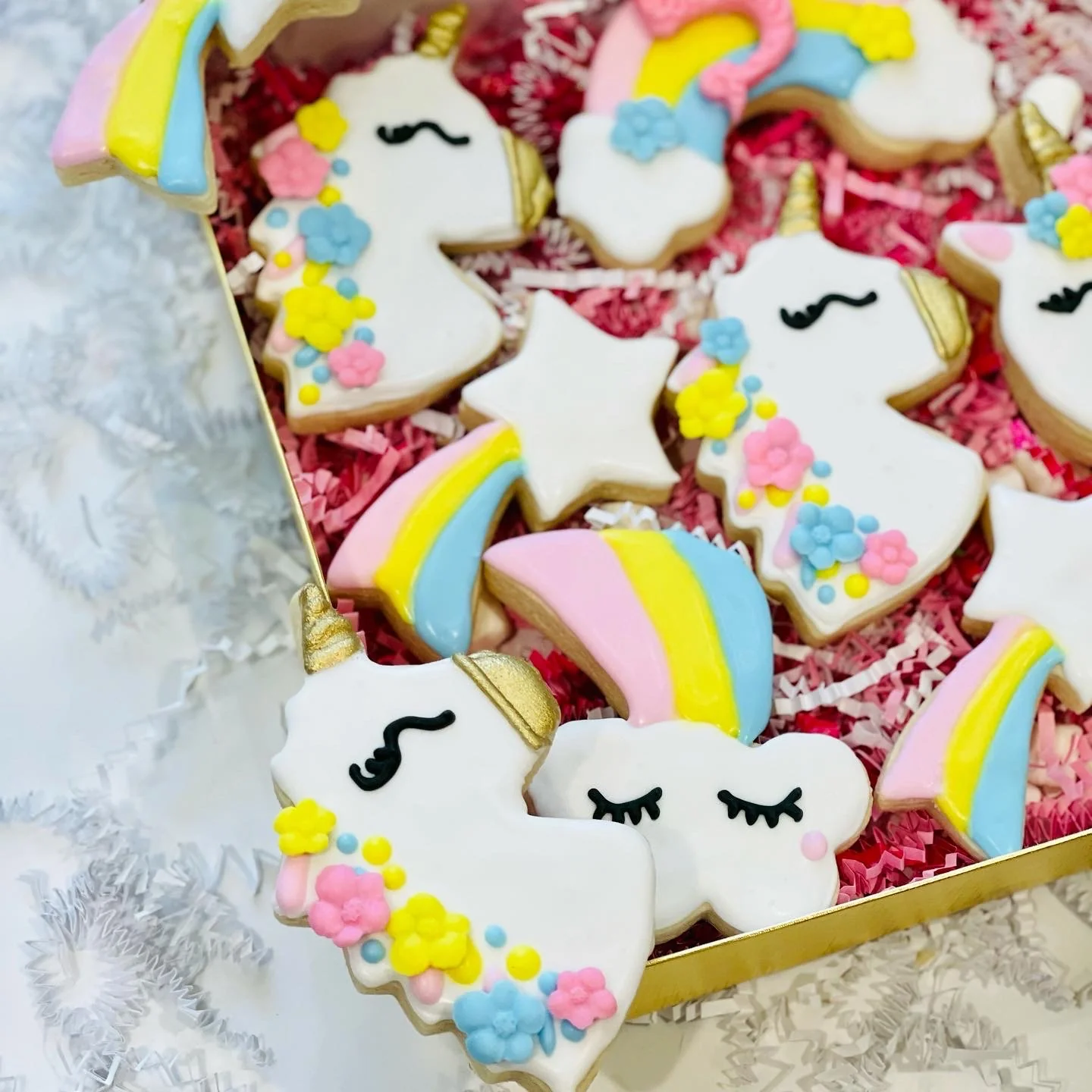 Unicorn birthday sugar cookies - Image 3